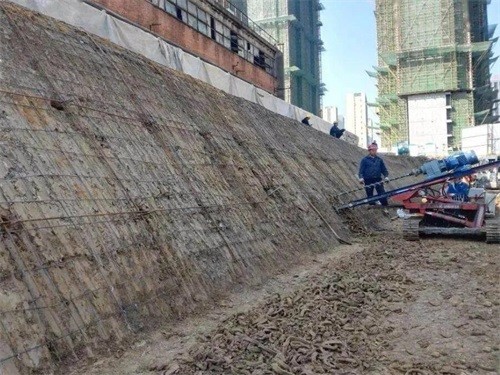 霞山建筑边坡支护
